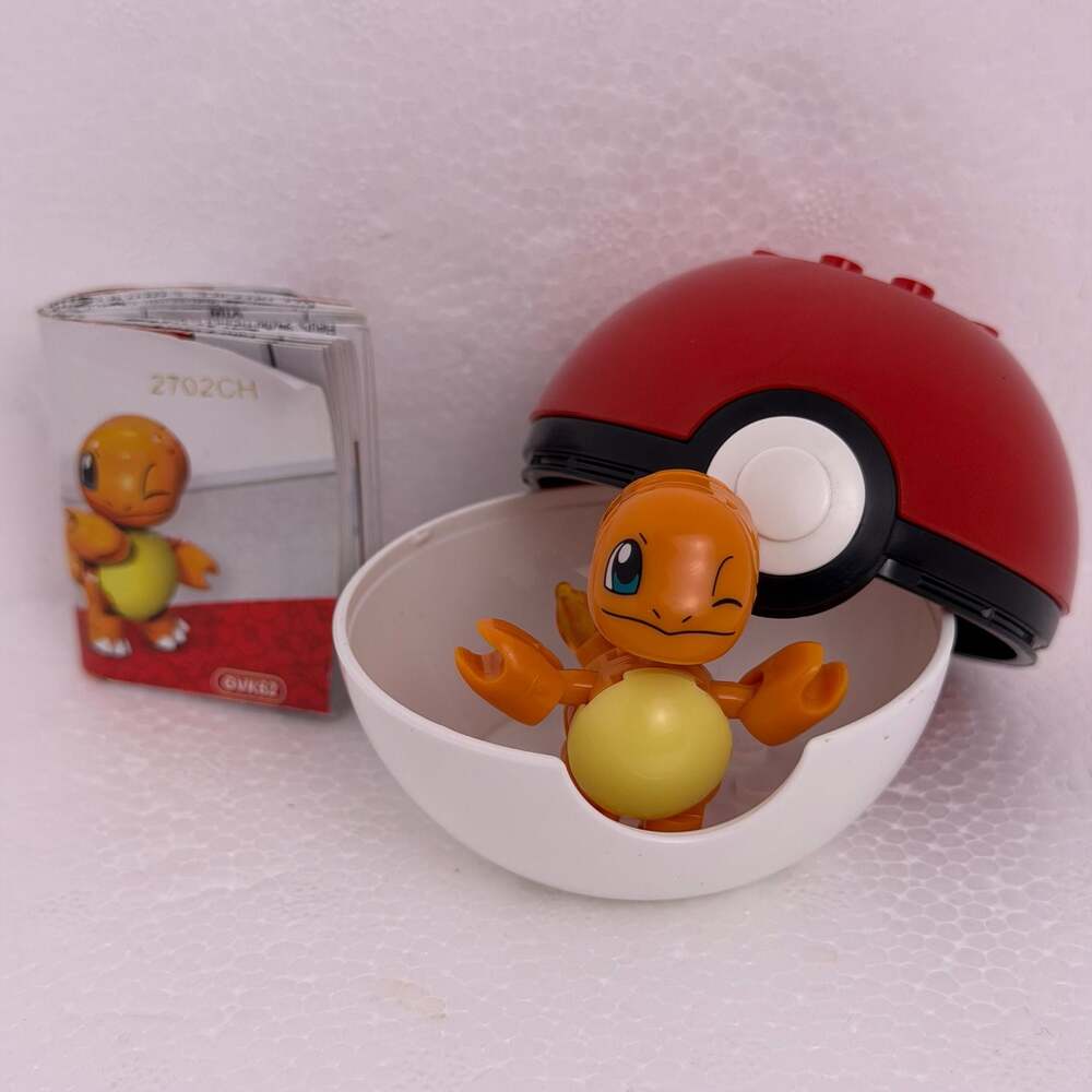 MEGA Pokemon Building Set with Charmander Figure and Poké Ball
